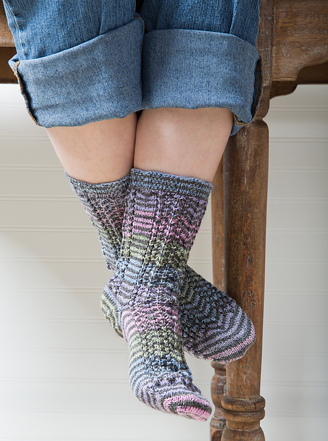 image of ziggity socks pattern knit in self striping yarn